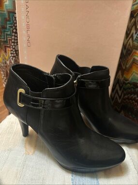 Bandolino Black Leather Ankle Booties with Patent Strap